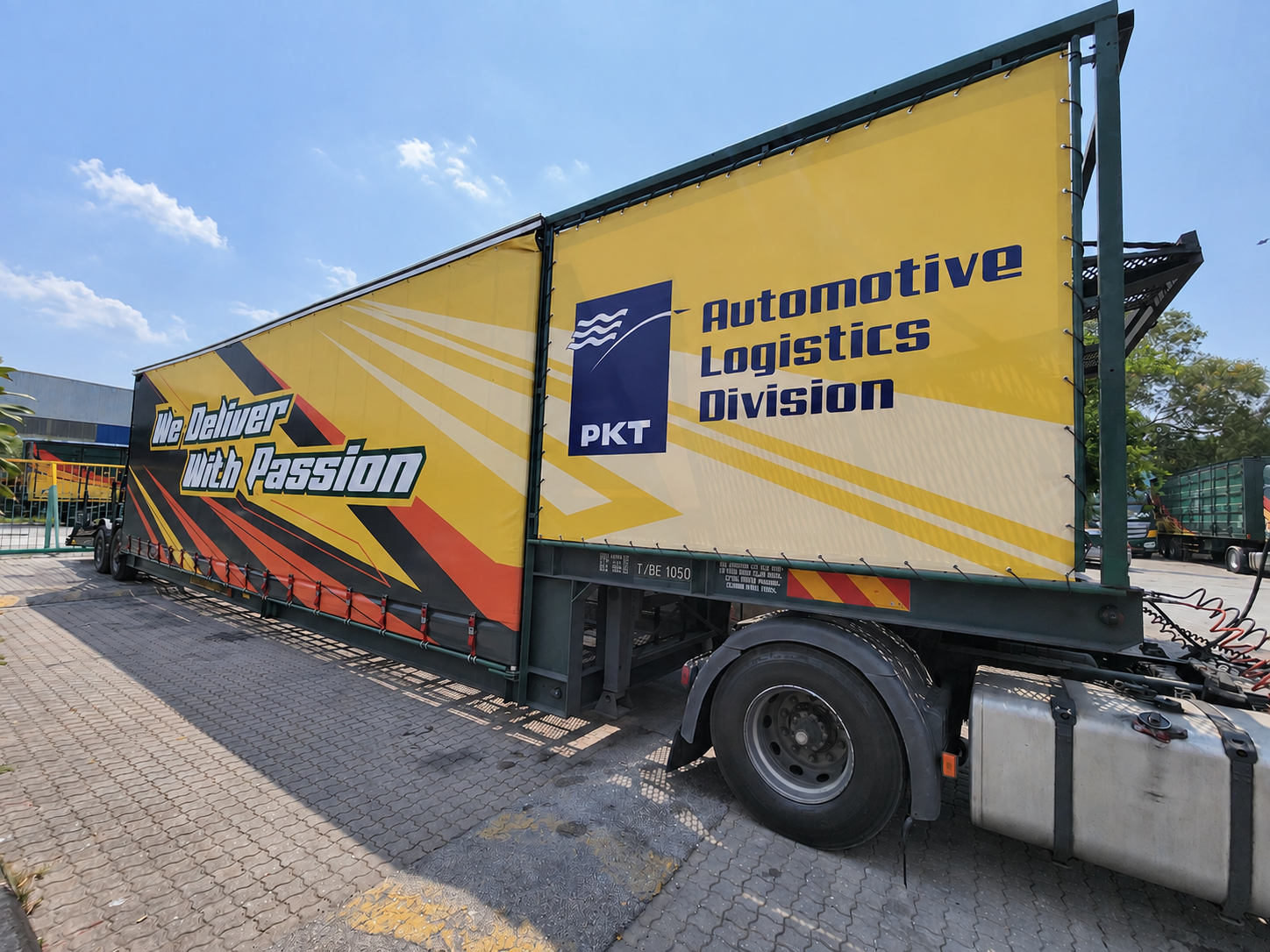 Carrier graphics
